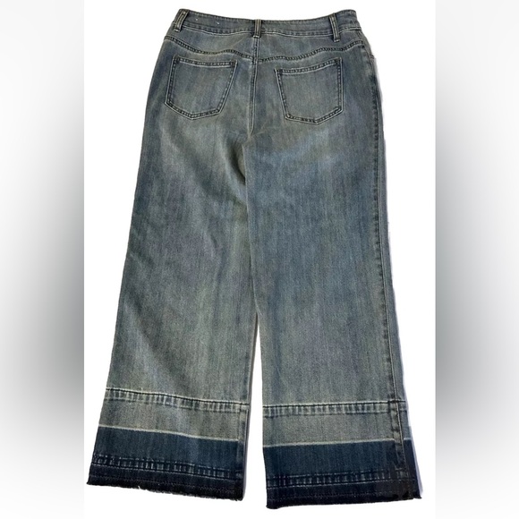 Chico's Women’s Size 0 US 4 Wide Leg Crop Exposed Button Fly Raw Hem Denim Jeans - Picture 2 of 11